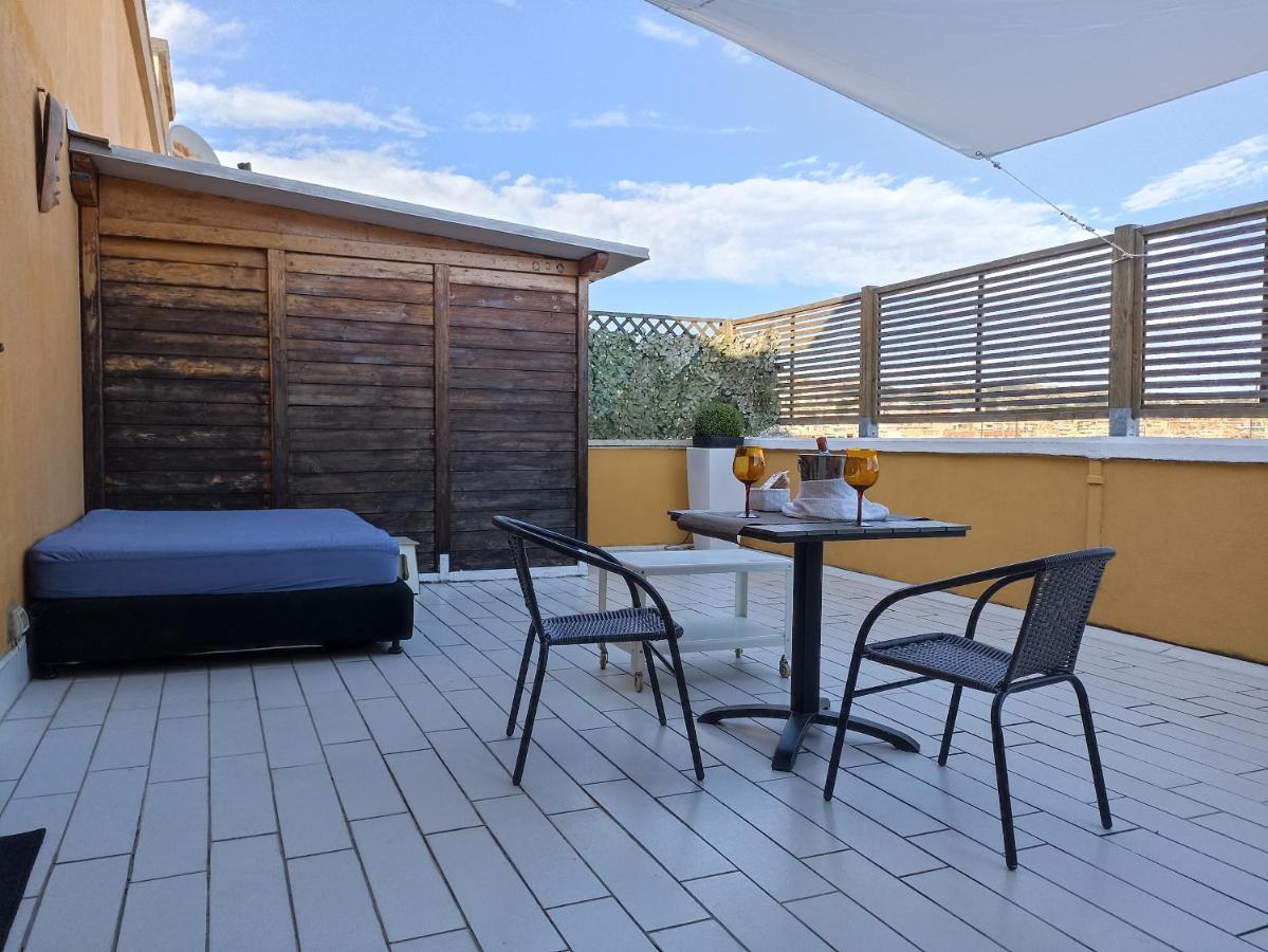 Ferienwohnung Attico Gabriel Civitavecchia Exterior foto